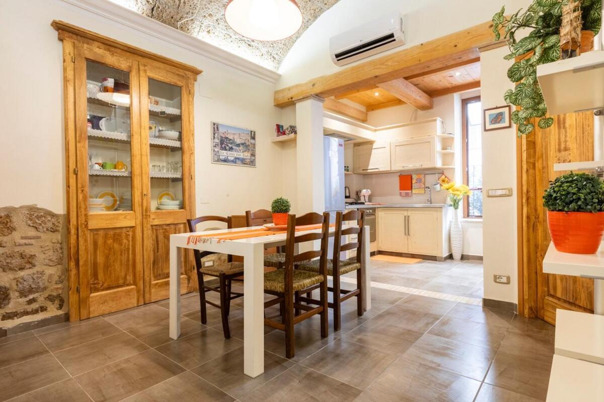 Sun Flowers House Pitigliano Luaran gambar