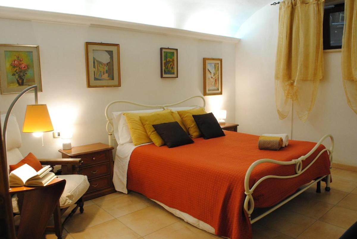 Sun Flowers House Pitigliano Luaran gambar